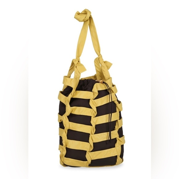 NEW Bottega Veneta Woven Leather Bucket Bag - Picture 2 of 11